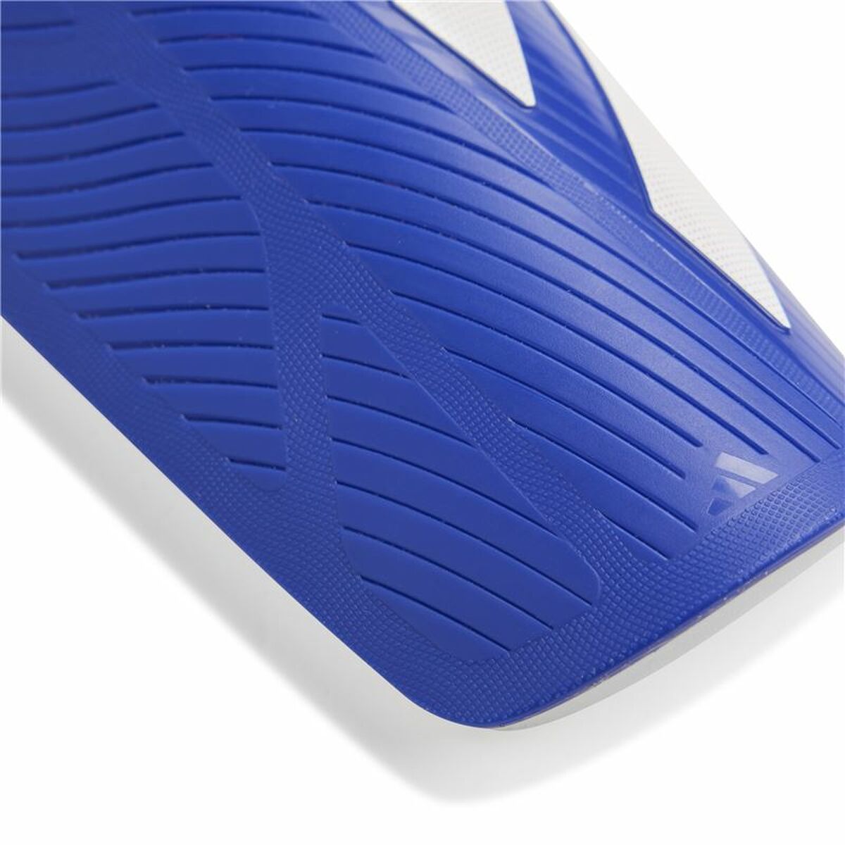 Football Shinguards Adidas IW3794 Blue-1